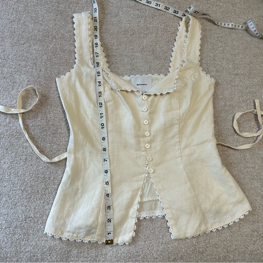 Reformation Viola Linen Top in Sugar - Picture 6 of 11